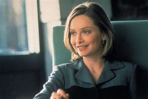  Ally McBeal: Gizemli Bir Aşk Hikayesi ve Cesur Hukuk Davalarıyla Dolu Unutulmaz Bir Dizi!